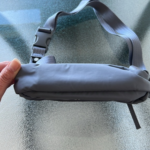 Athleta All About Belt Bag - Picture 3 of 6